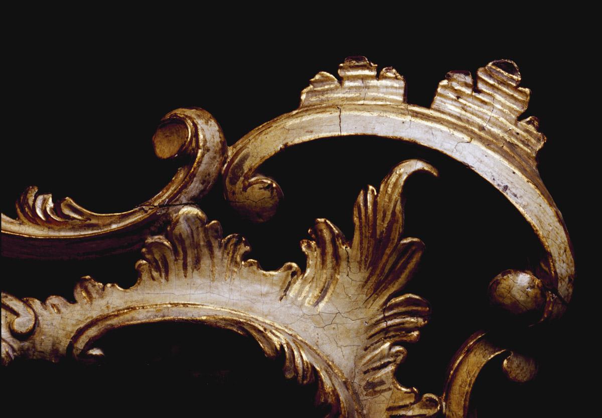 1952.0261 Looking glass (before Conservation), detail 2
