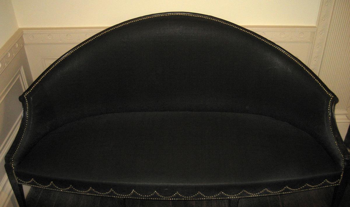 1957.0684.001 Cabriole Sofa view 3