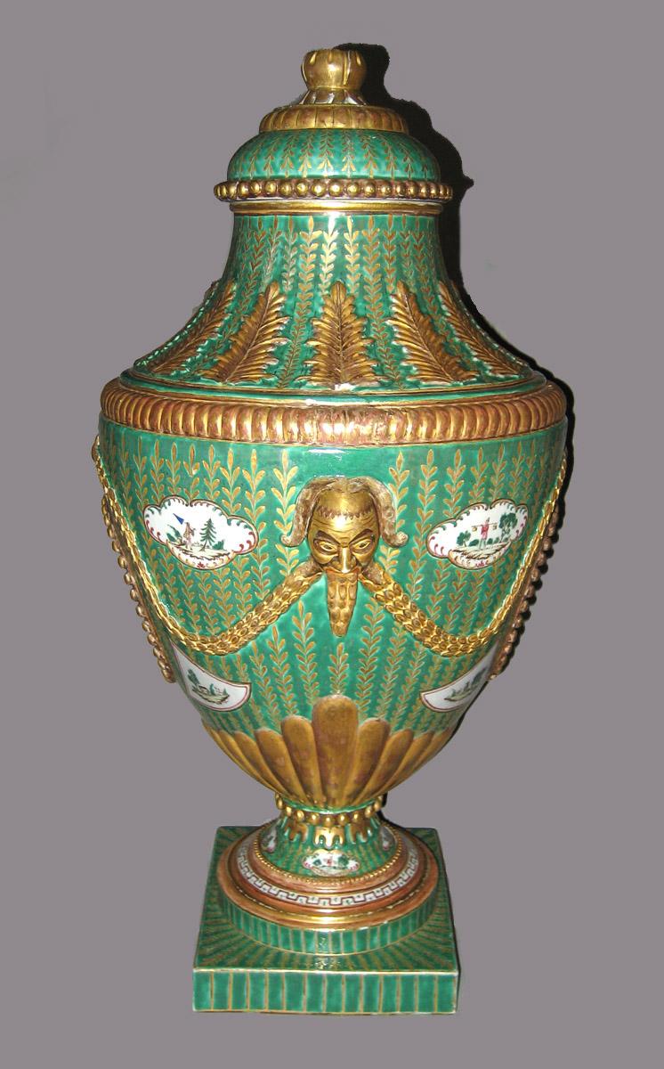 1970.0786.001 A, B Porcelain Urn side