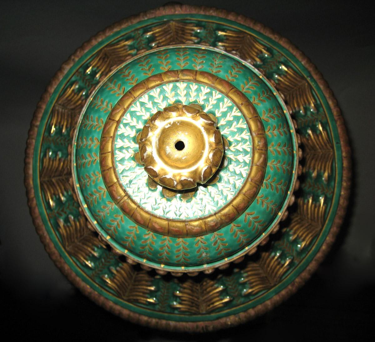 1970.0786.001 A, B Porcelain Urn top