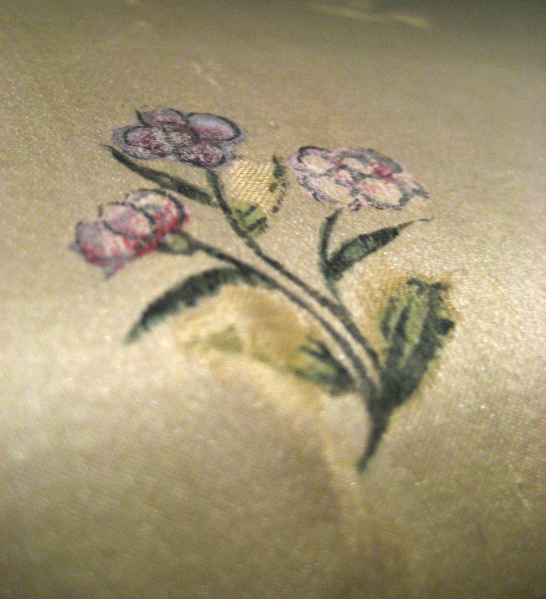1957.0691 fabric detail
