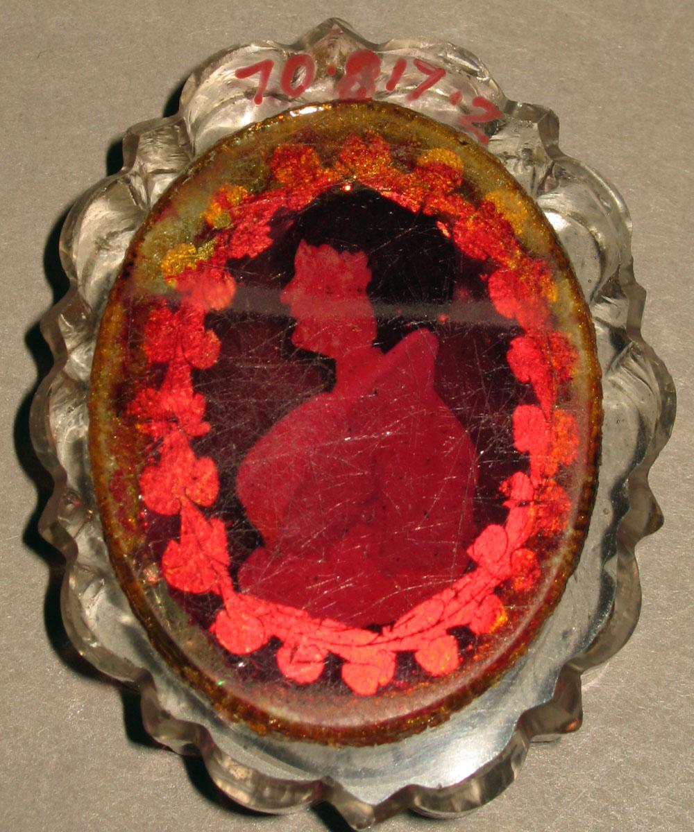 1970.0817.002 Glass salt dish (underside)