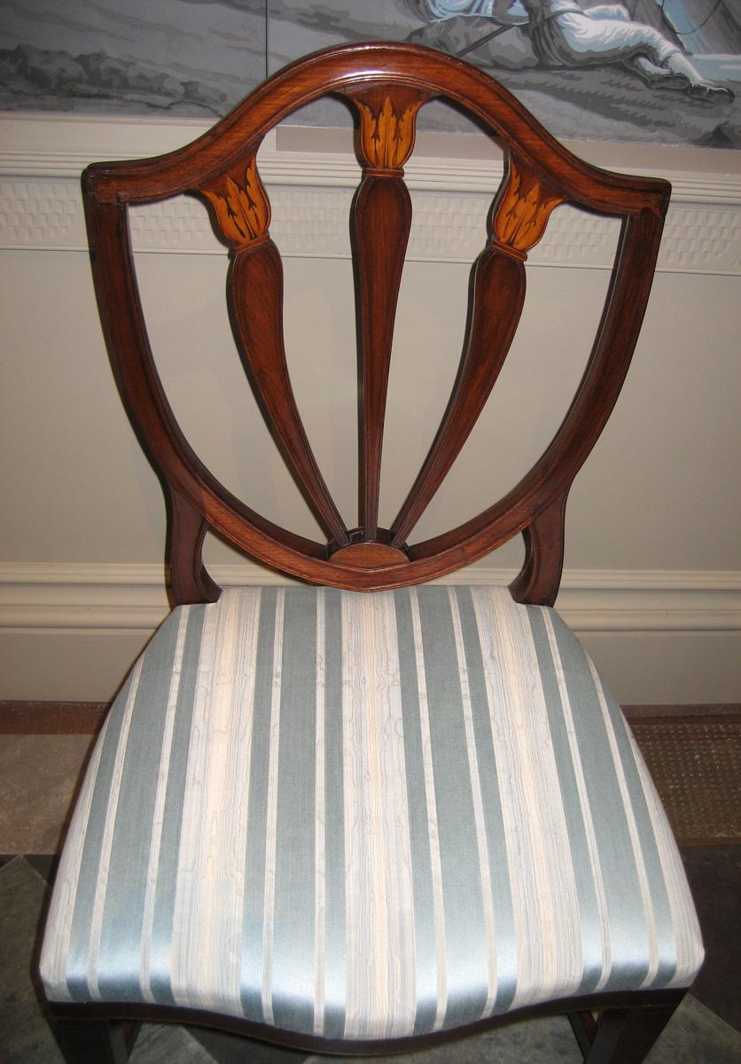 1957.0696.001 Side chair view 2