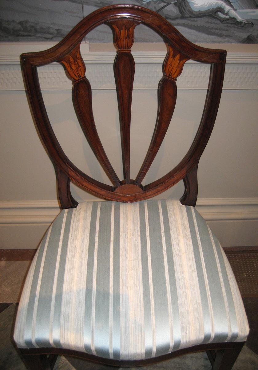 1957.0696.002 Side chair view 2
