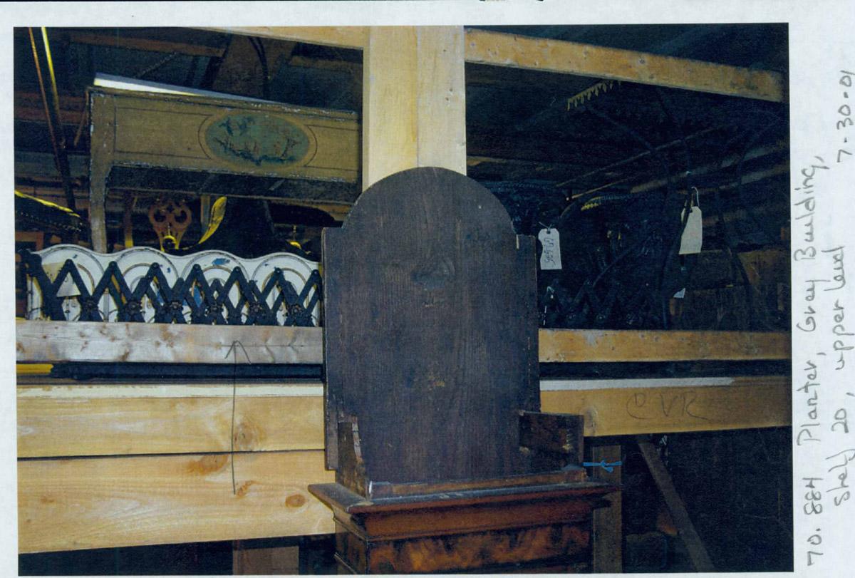 1970.0884 Flower container, jardiniere (view 3)