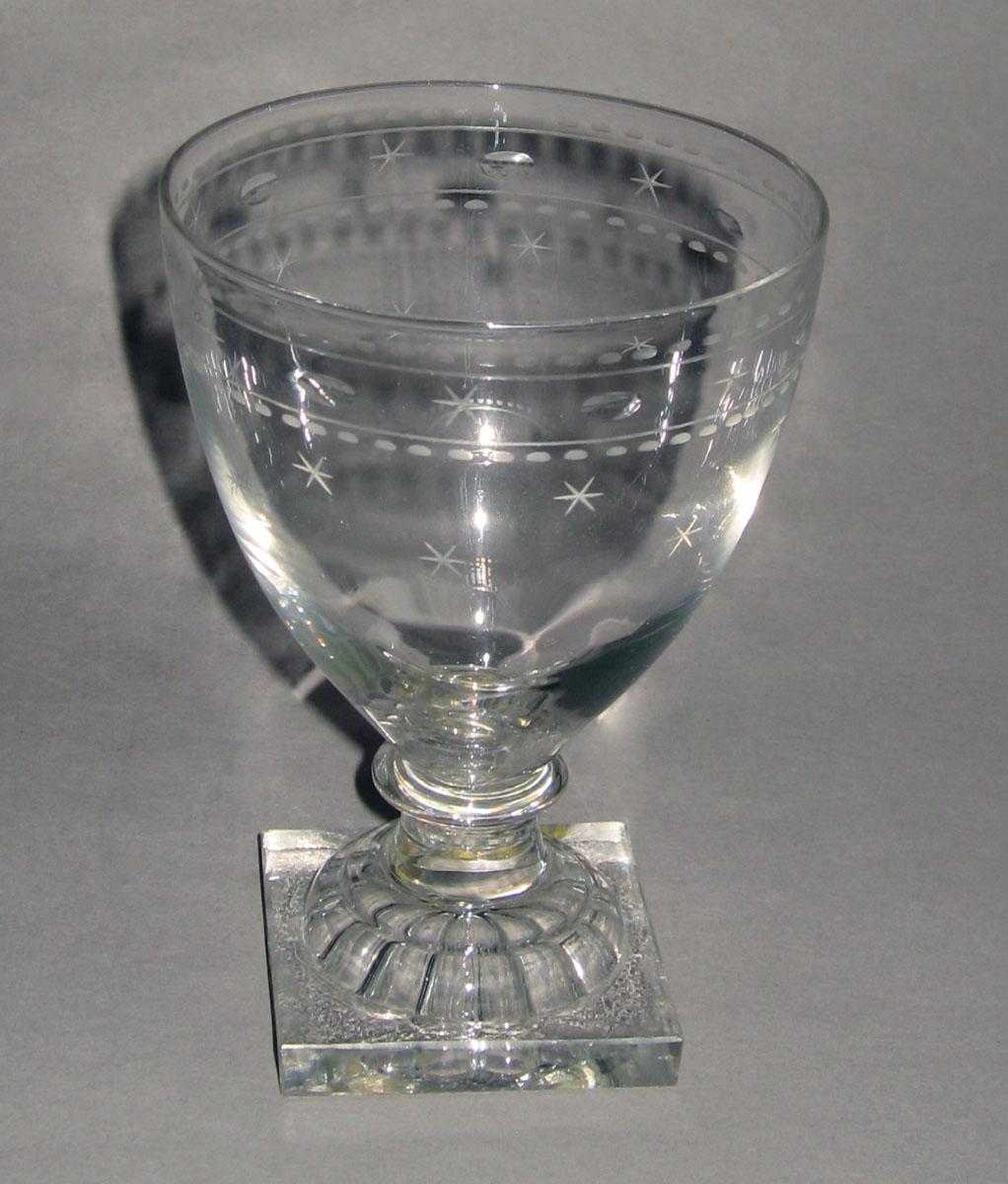 1970.0893.002 Glass rummer