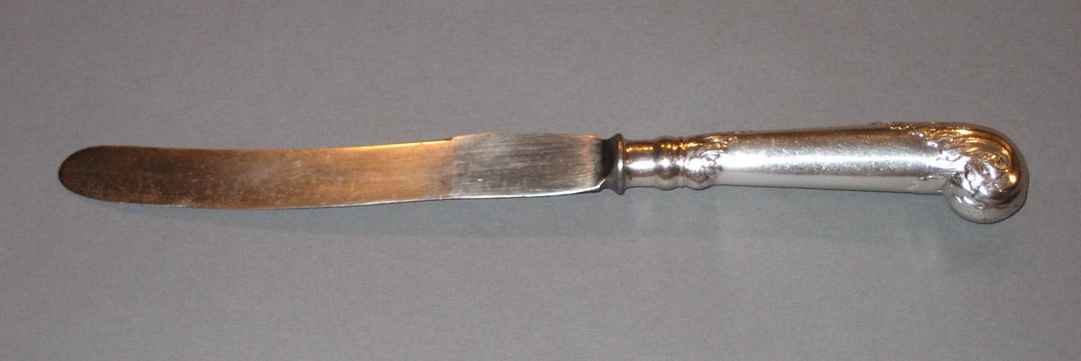 1970.0901.009 Knife