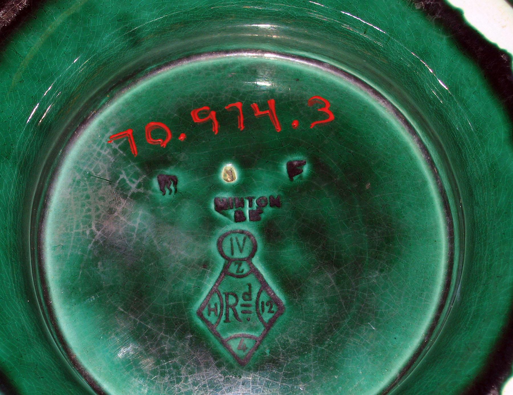 1970.0974.003 Minton green-glaze dish (mark)