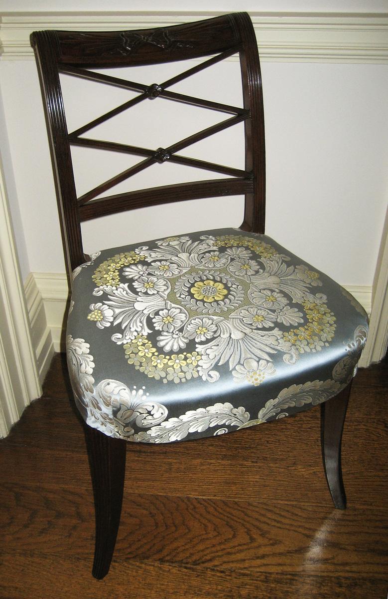 1957.0719.004 Side chair view 1