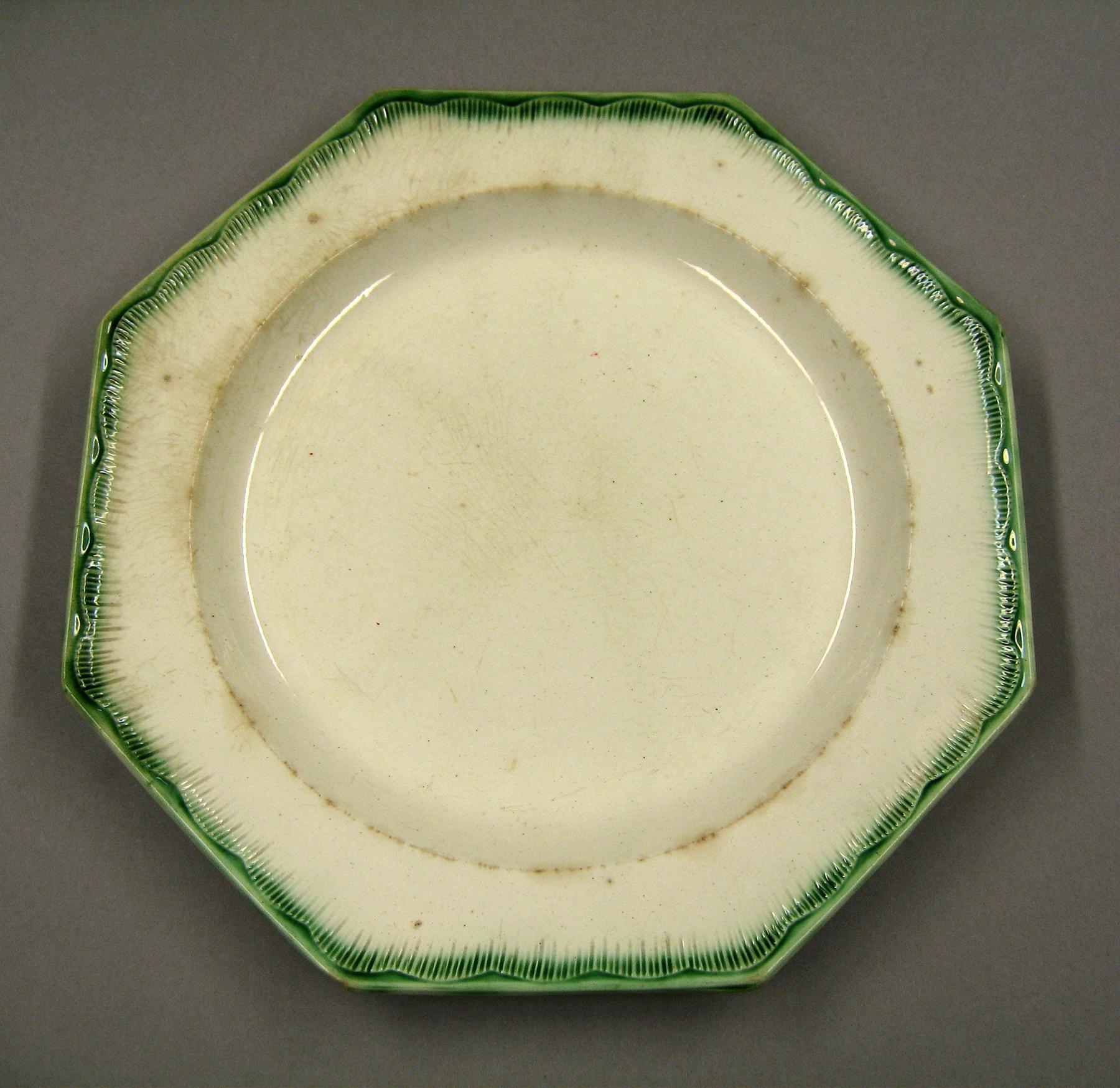 1970.0987.003 Plate