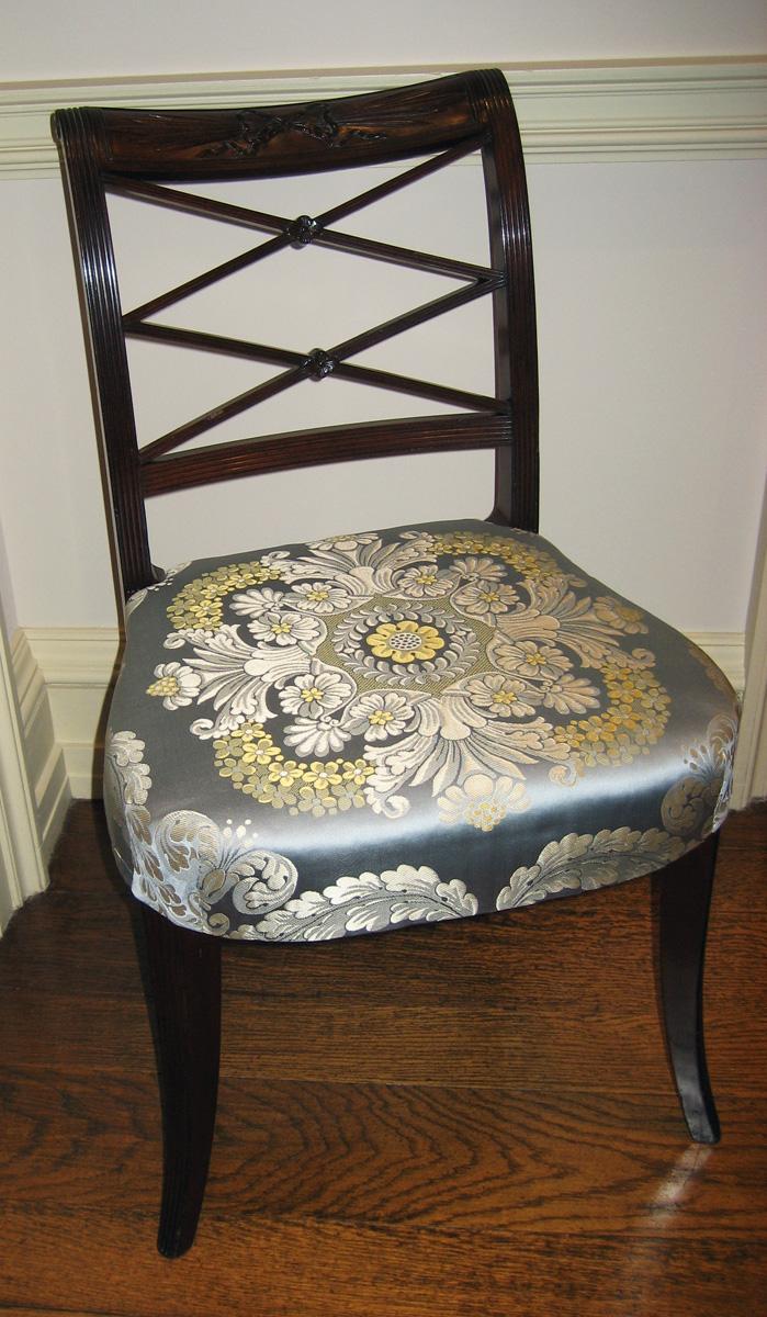 1957.0719.010 Side chair view 1