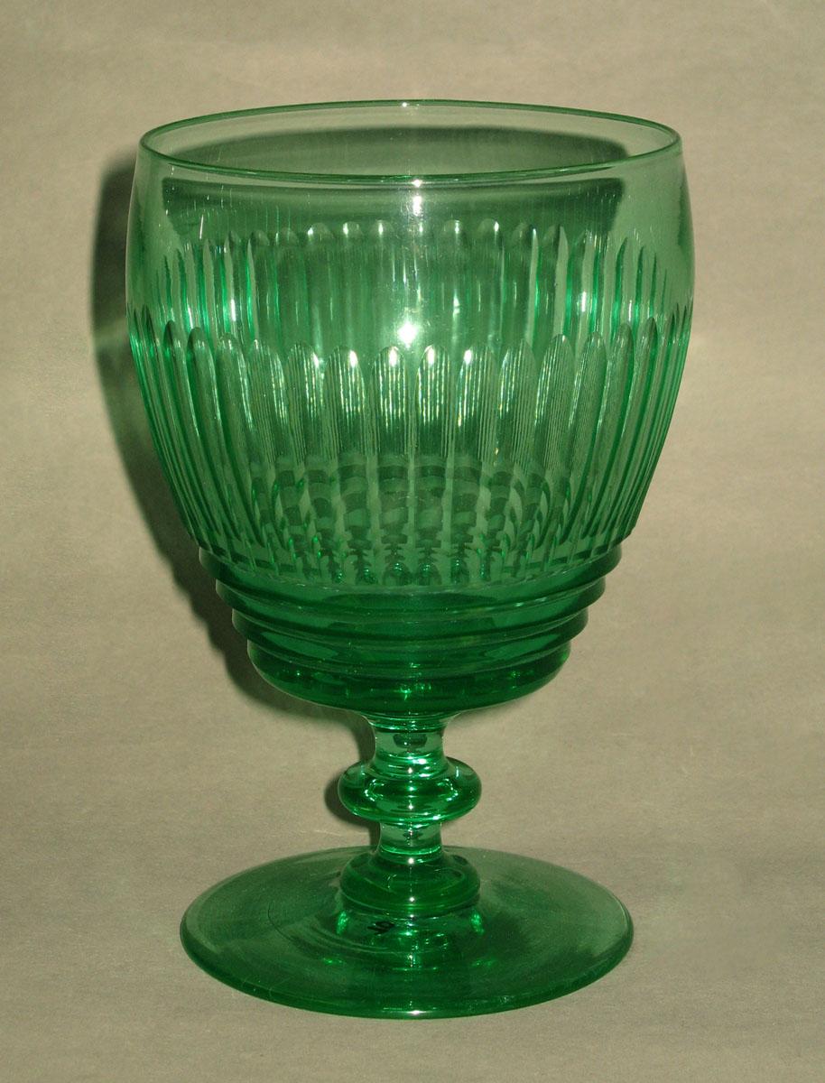 1970.1026.011 Glass goblet