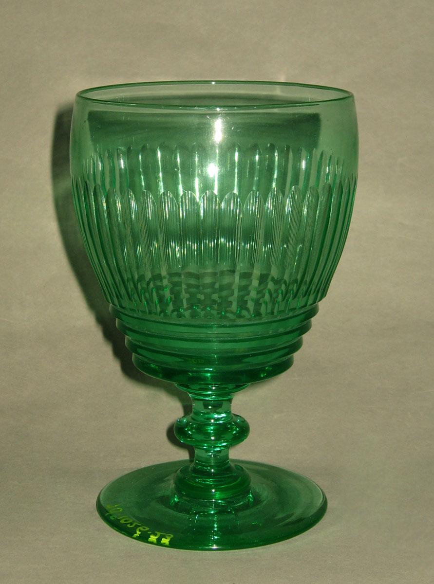 1970.1026.023 Glass goblet