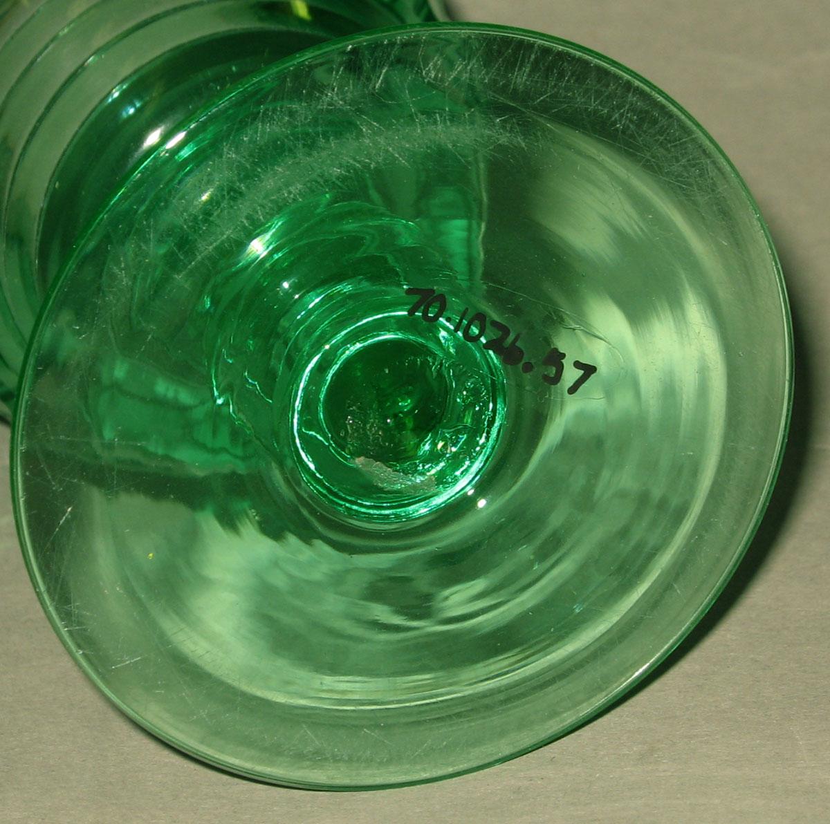 1970.1026.057 Glass wineglass (underside)