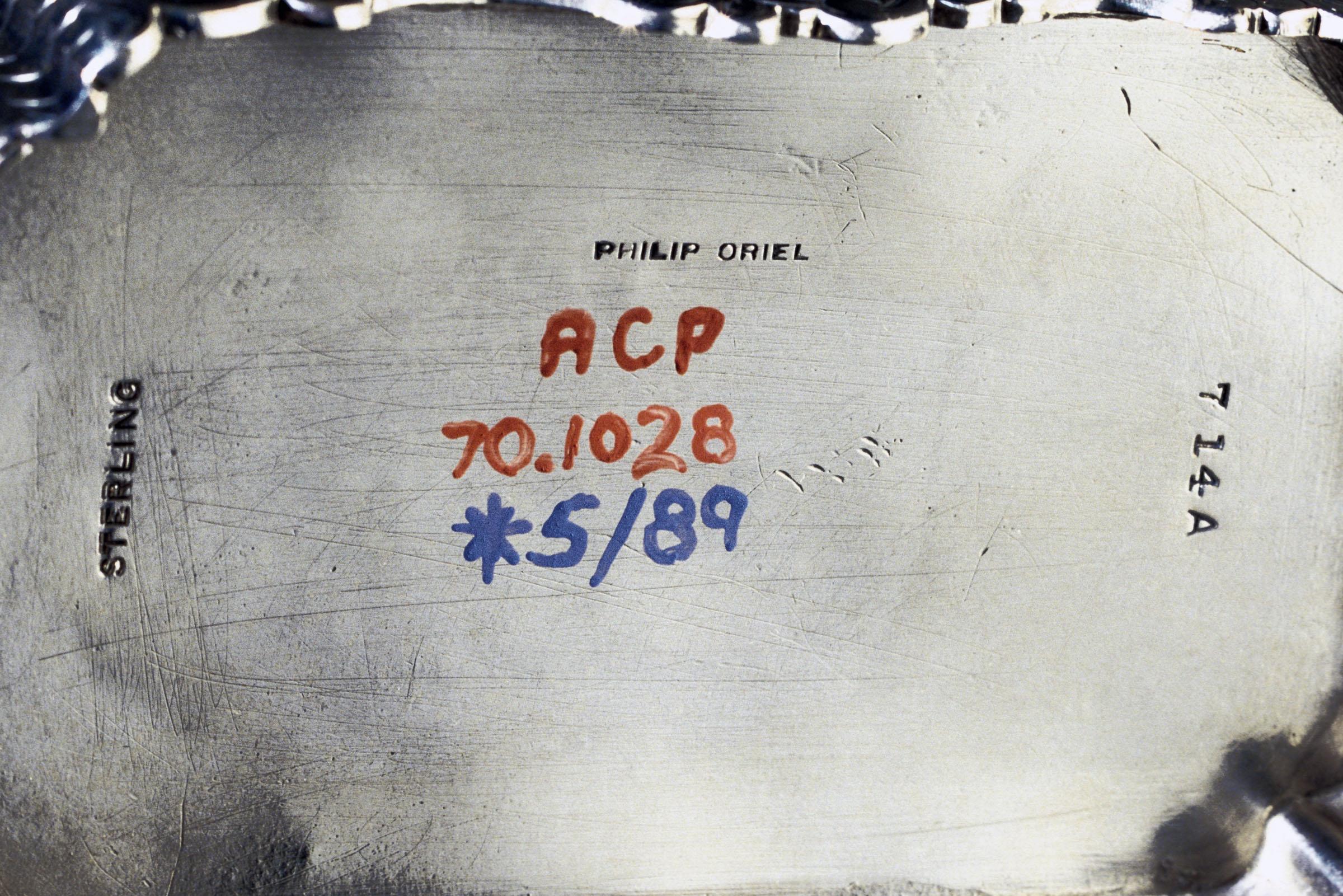 1970.1028 Tea Cannister, detail 1