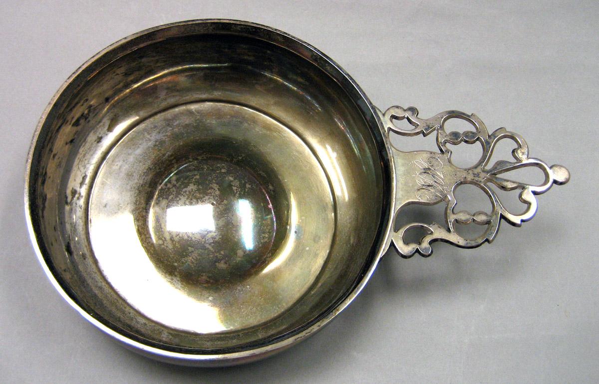 1970.1036 Silver Porringer