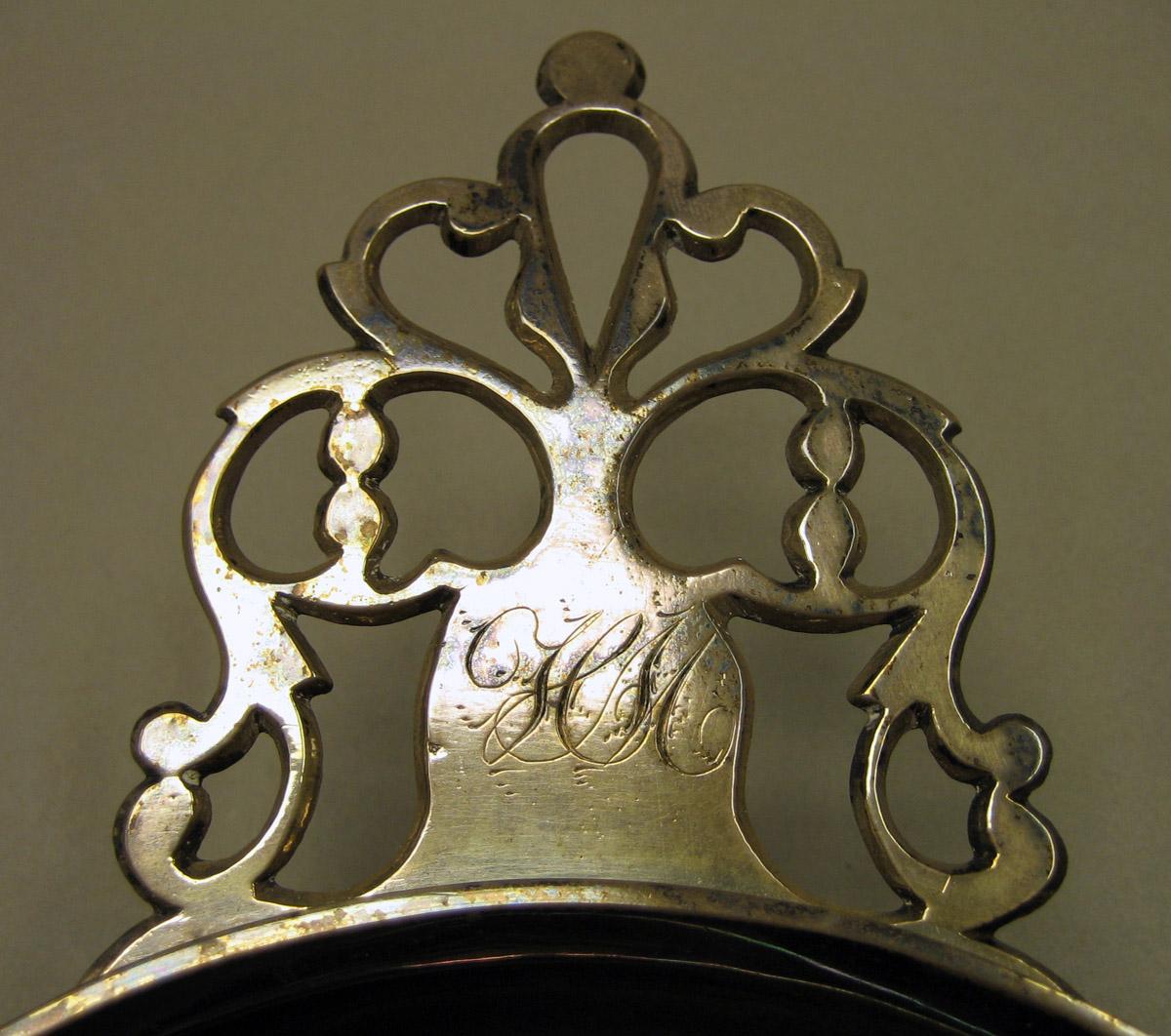 1970.1036 Silver Porringer handle and engraving 1