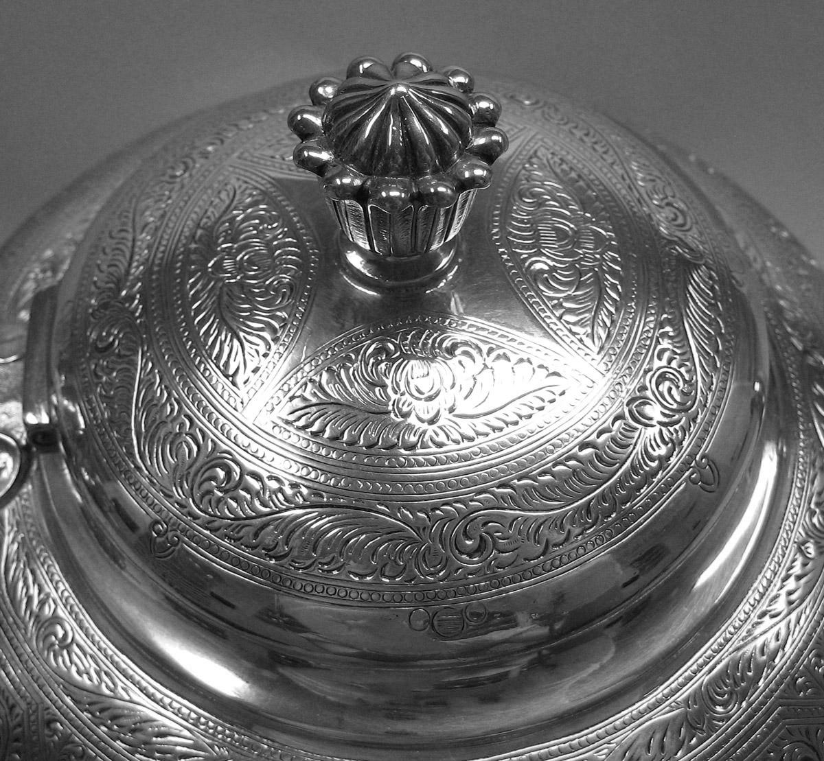 1970.1039.002 Teapot, top view
