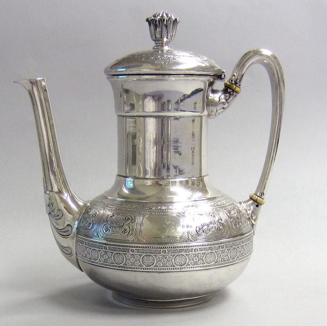 1970.1039.003 Coffee pot, side 2
