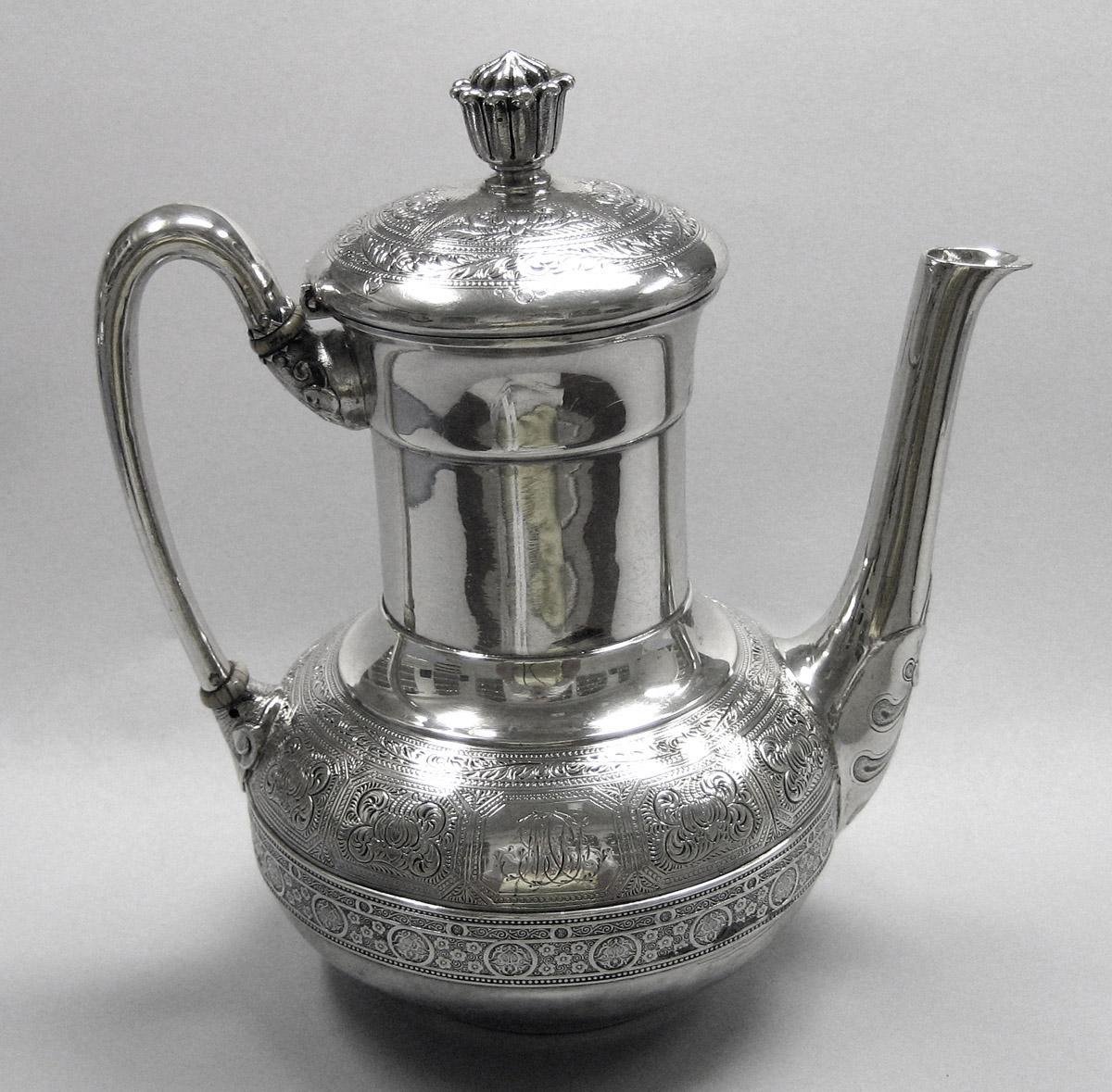 1970.1039.003 Coffee pot, side 1