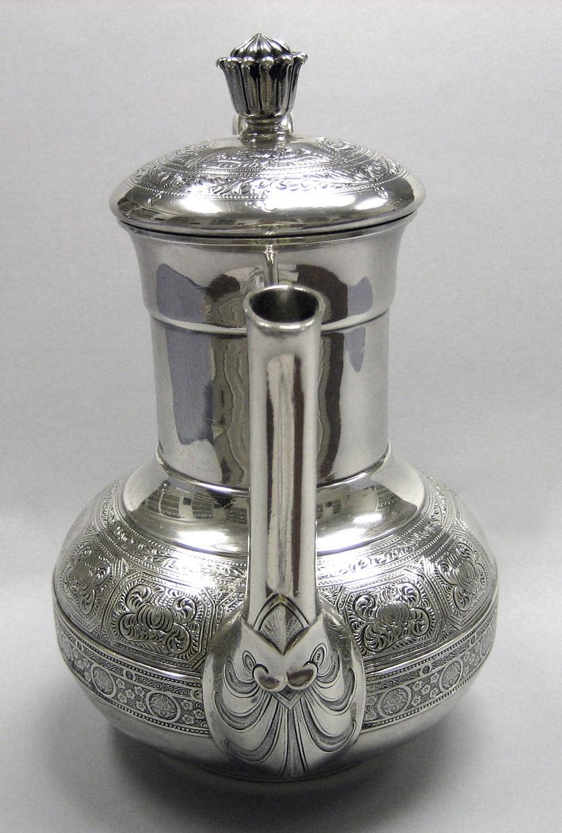 1970.1039.003 Coffee pot, front