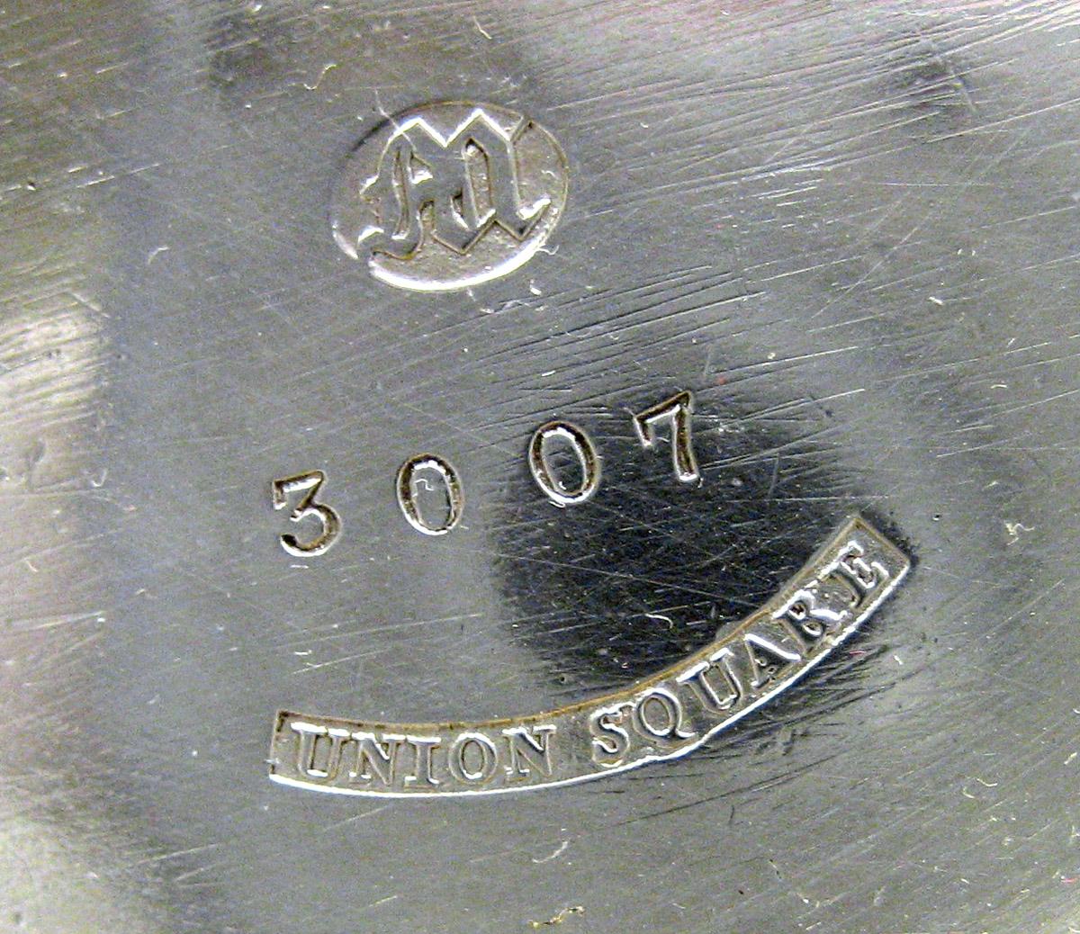 1970.1039.006 A Bowl, mark 2