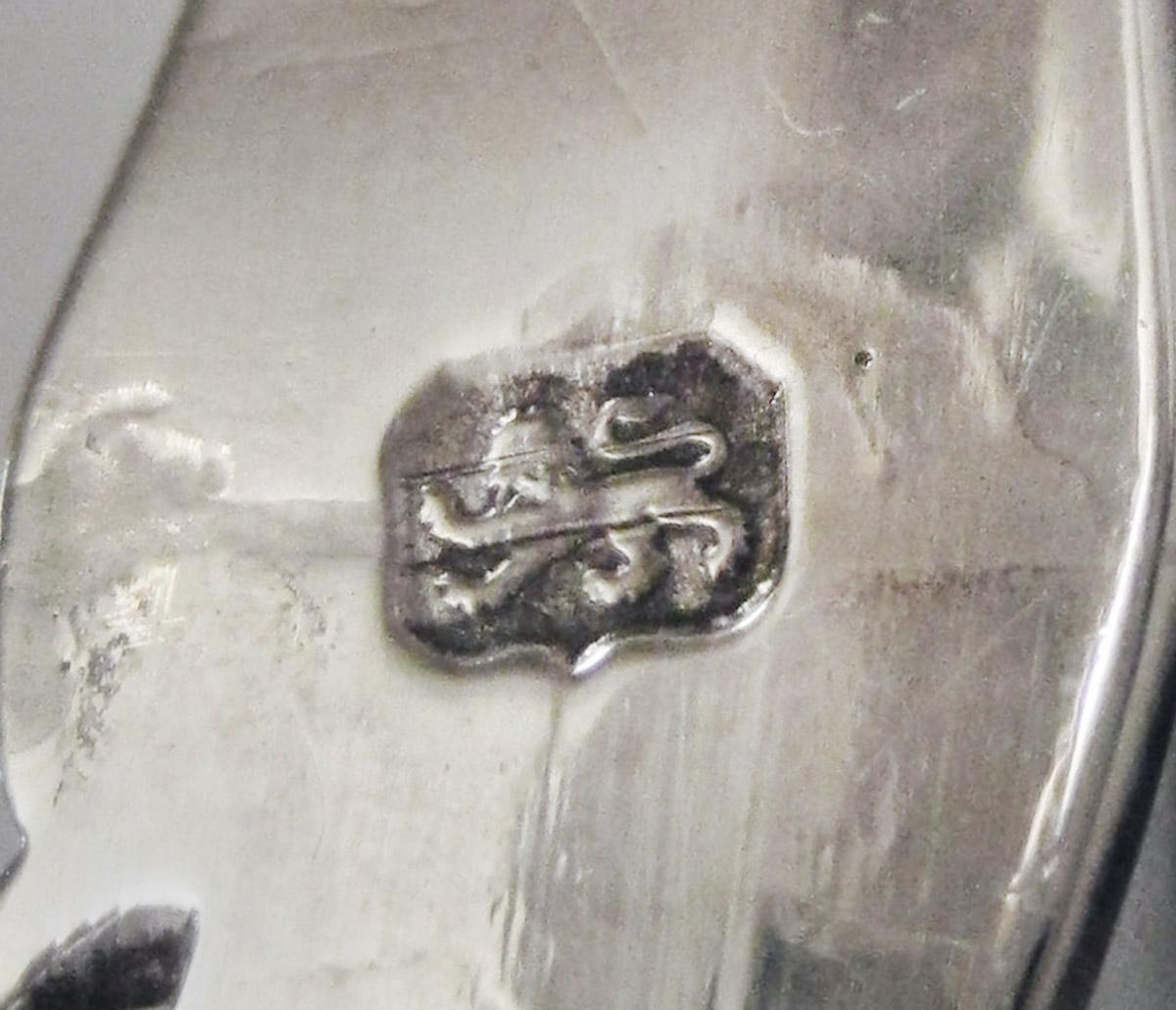 1970.1041 Tongs, mark 1