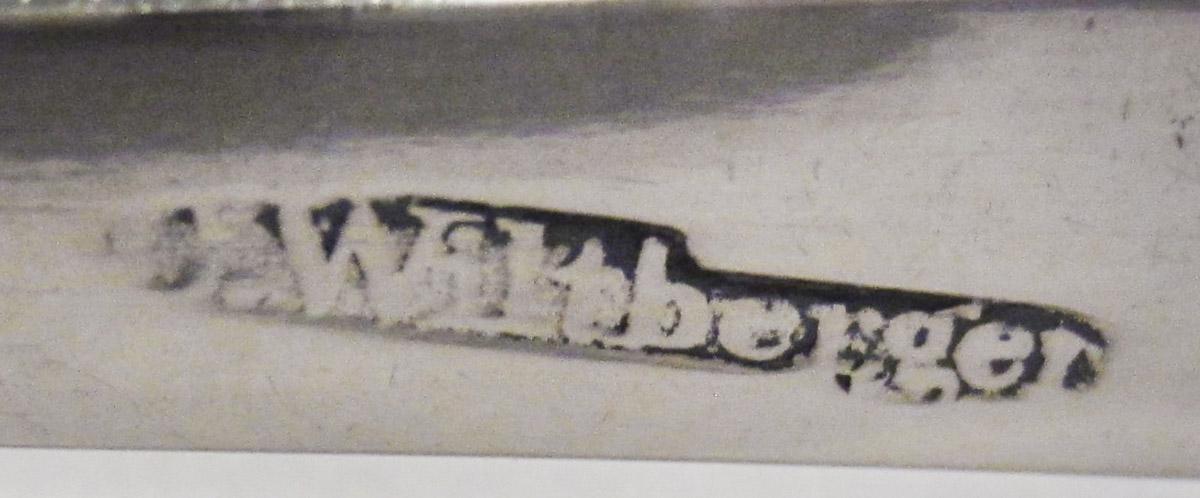 1970.1052 Tongs, mark 2