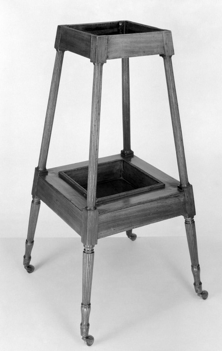 1957.0724 Stand, Plant Stand