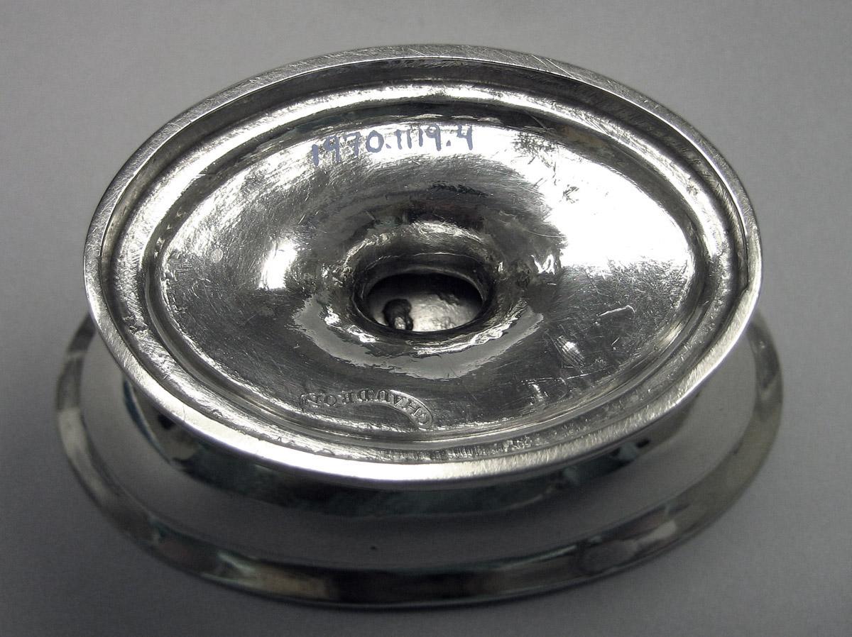 1970.1119.004 Silver Salt Cellar underside