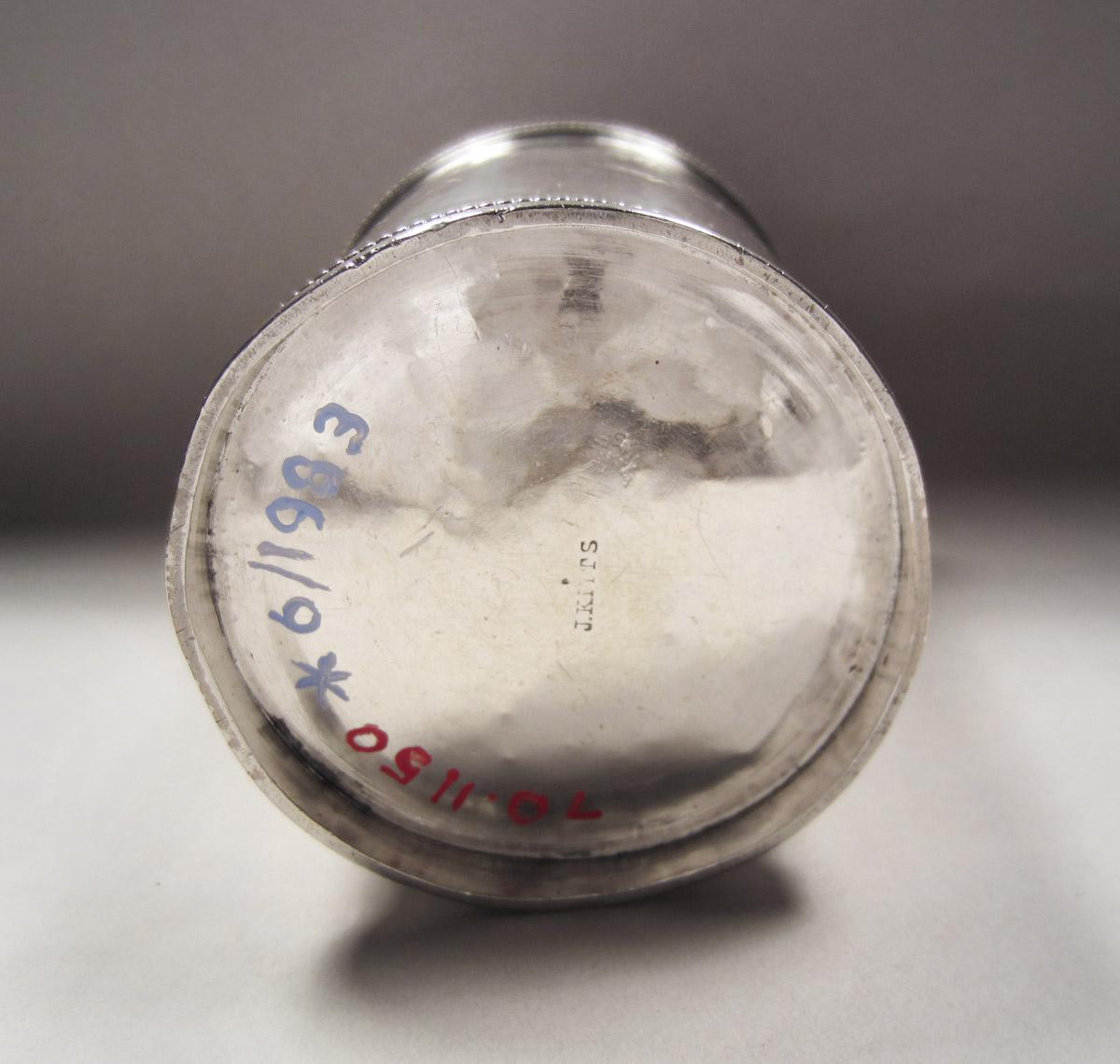 1970.1150 Beaker, underside