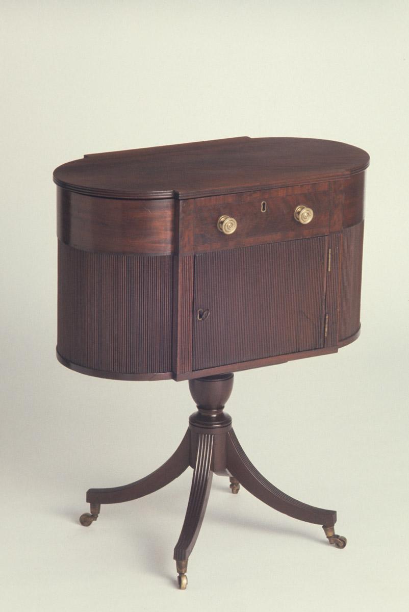 1957.0736 Table