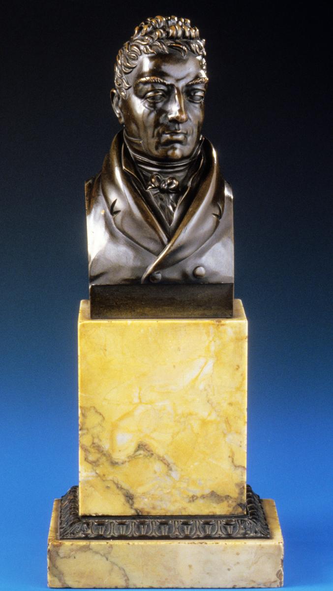 1957.0738 Bust, Figure