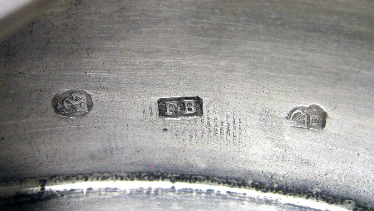 1970.1225 Silver Snuff Box mark 3