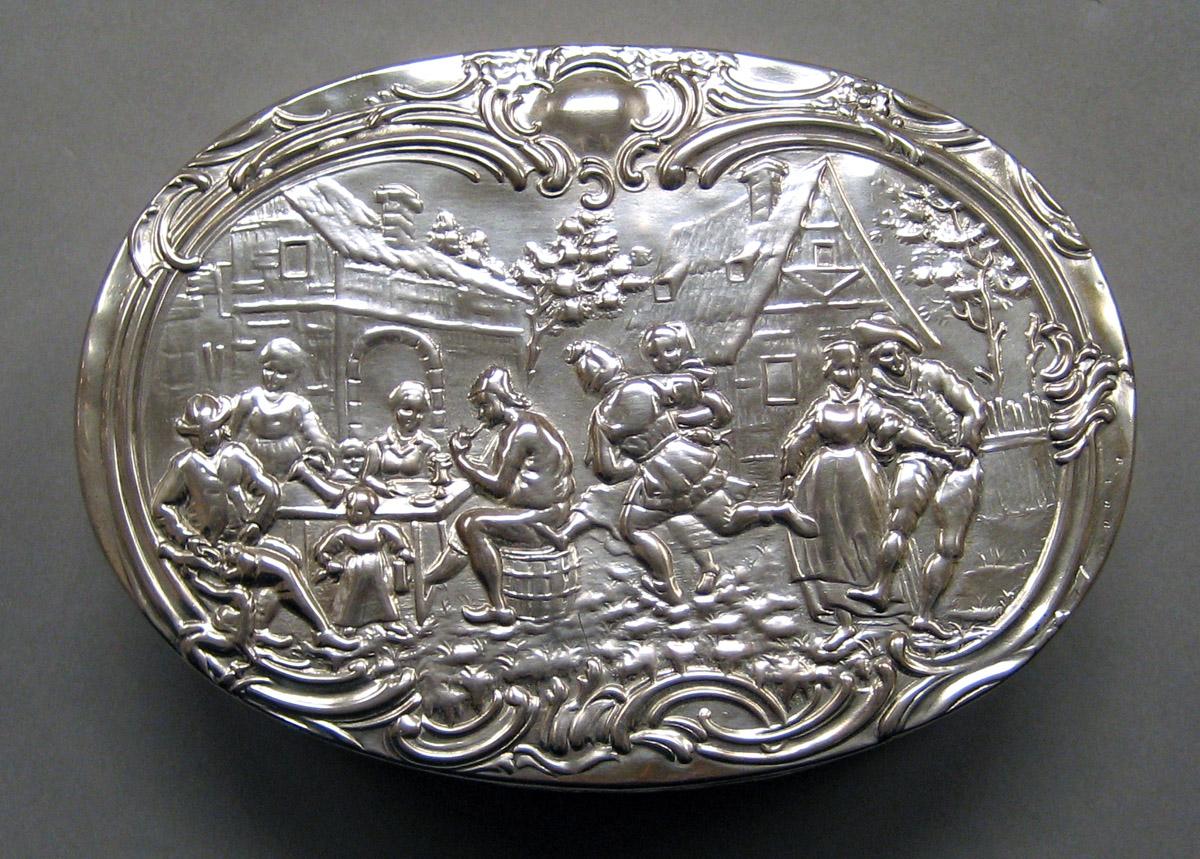 1970.1248 Silver Box top view