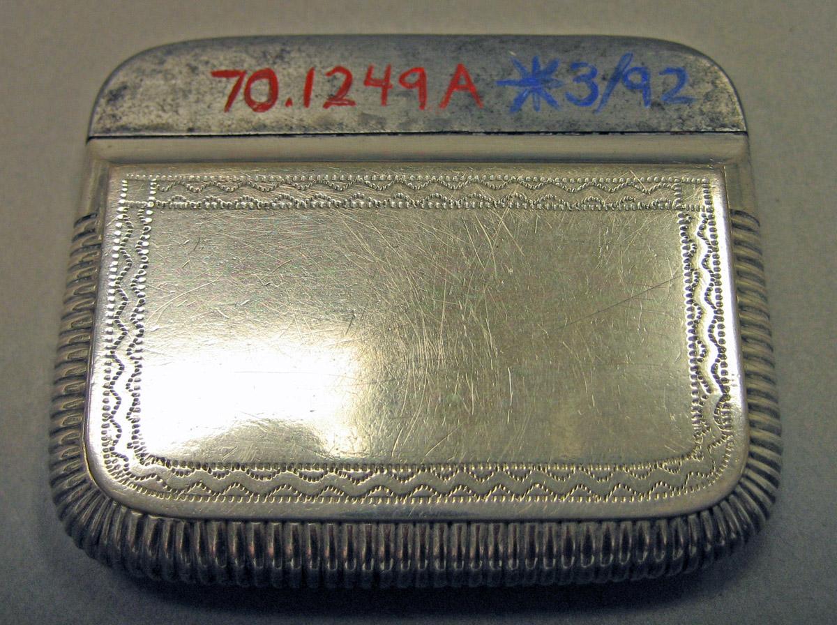 1970.1249 A, B Silver Flint Box underside