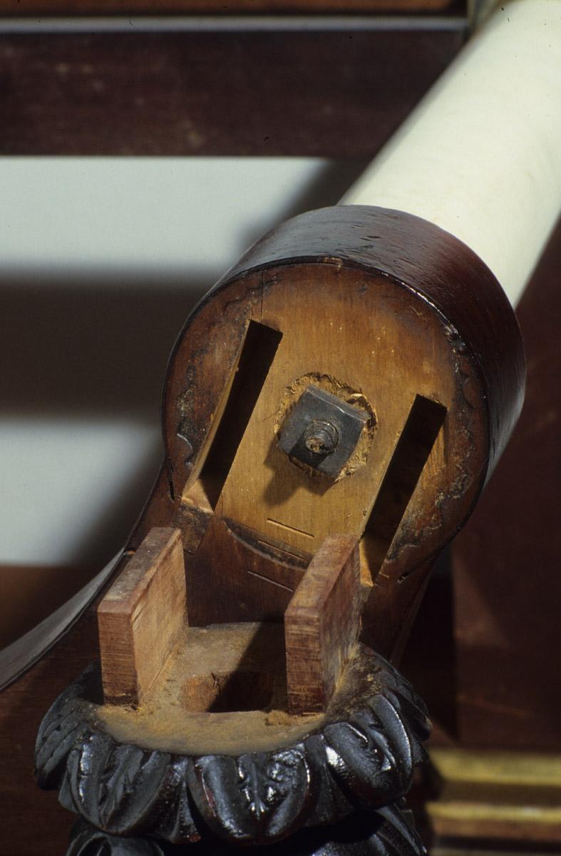1957.0746 Desk, detail 1