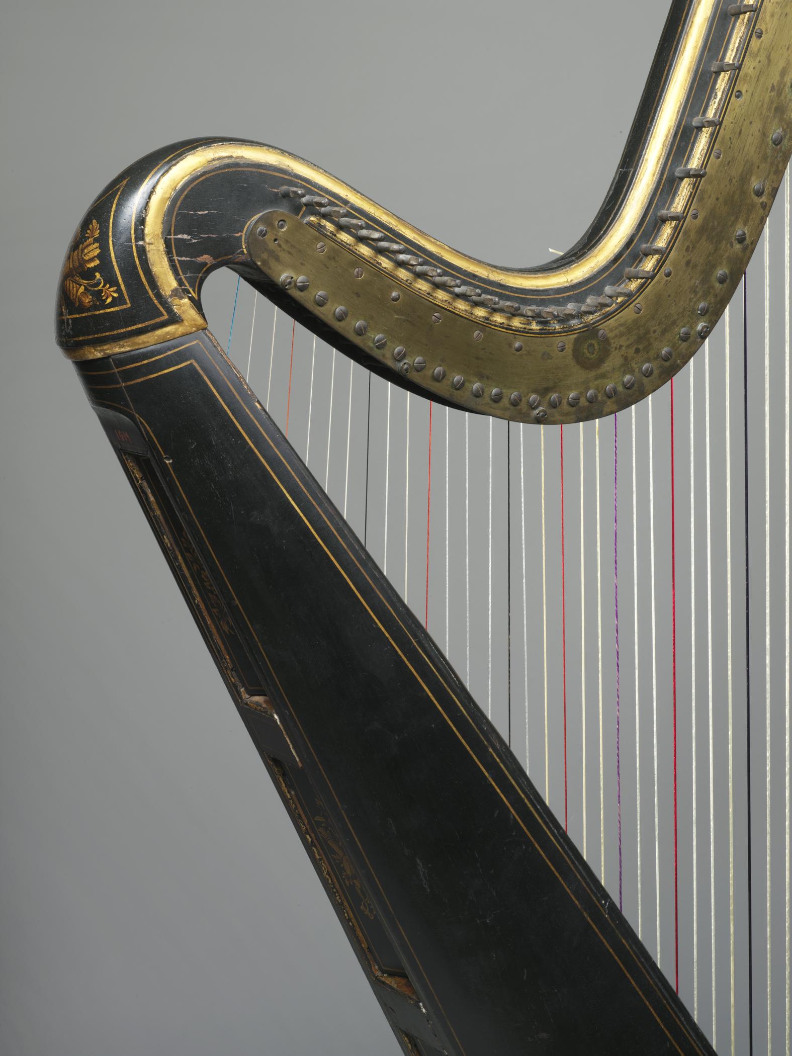 1957.0748 Harp, detail 3