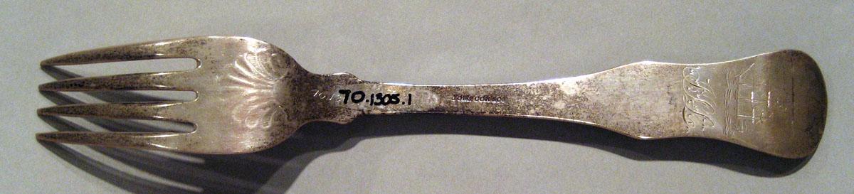1970.1305.001 Silver Fork underside