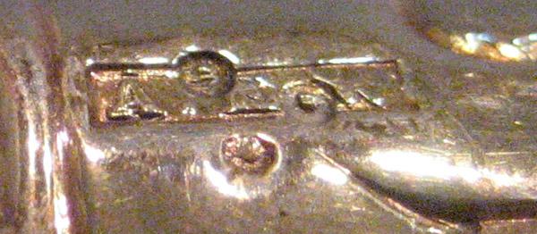 1970.01324.001 Knife (mark 1)