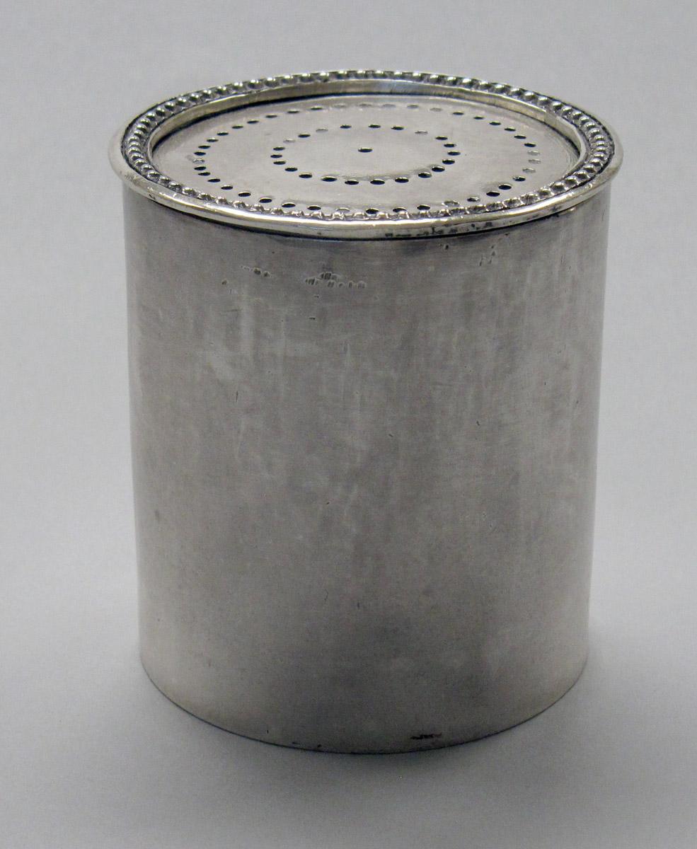 1970.1336 D Silver Standish