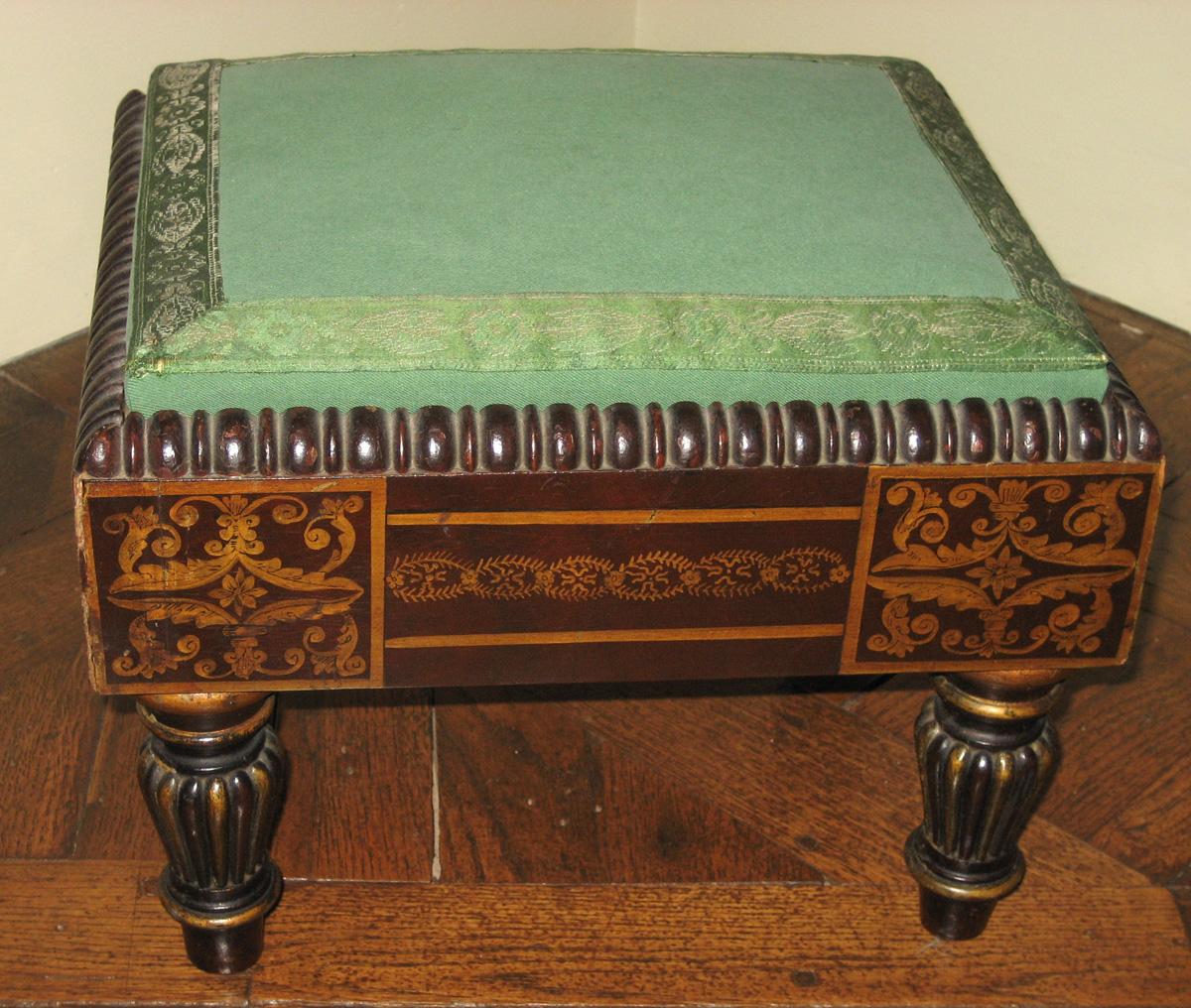 1957.0757.002 stool with 1984.0625.002 slip seat