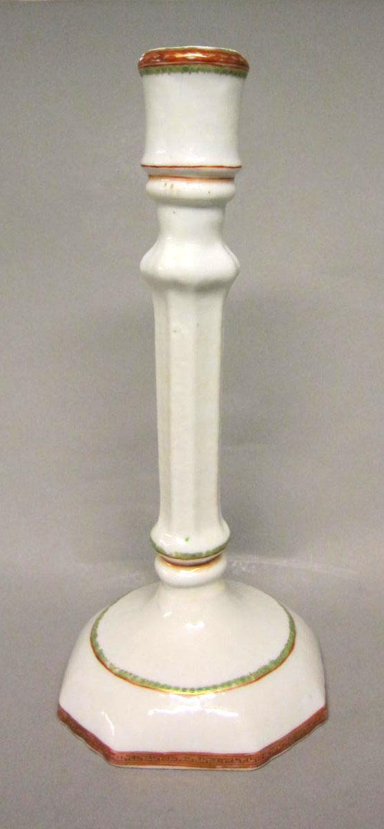 1970.1351.002 Porcelain candlestick