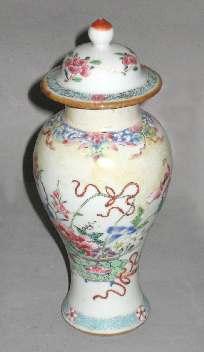 1970.1352.005 Flower container