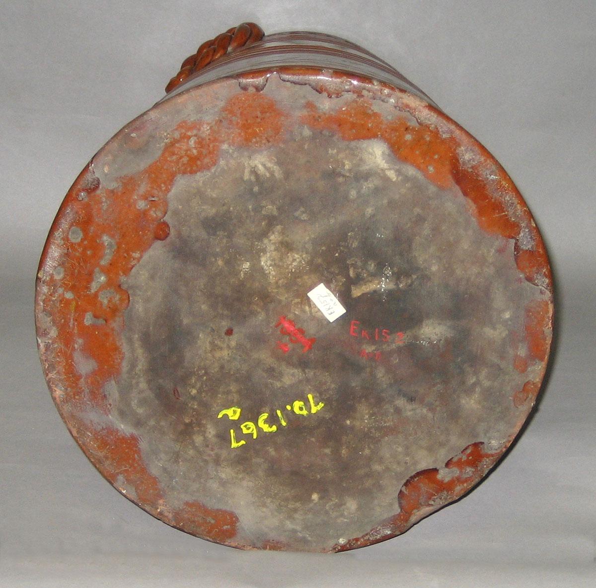 1970.1367 Churn and Cover (bottom)