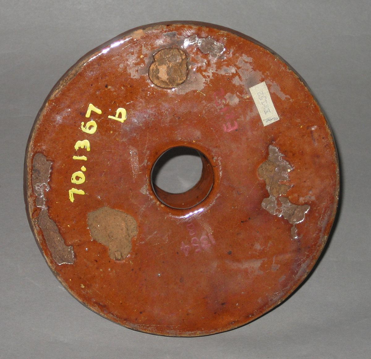 1970.1367 Churn and Cover (lid bottom)