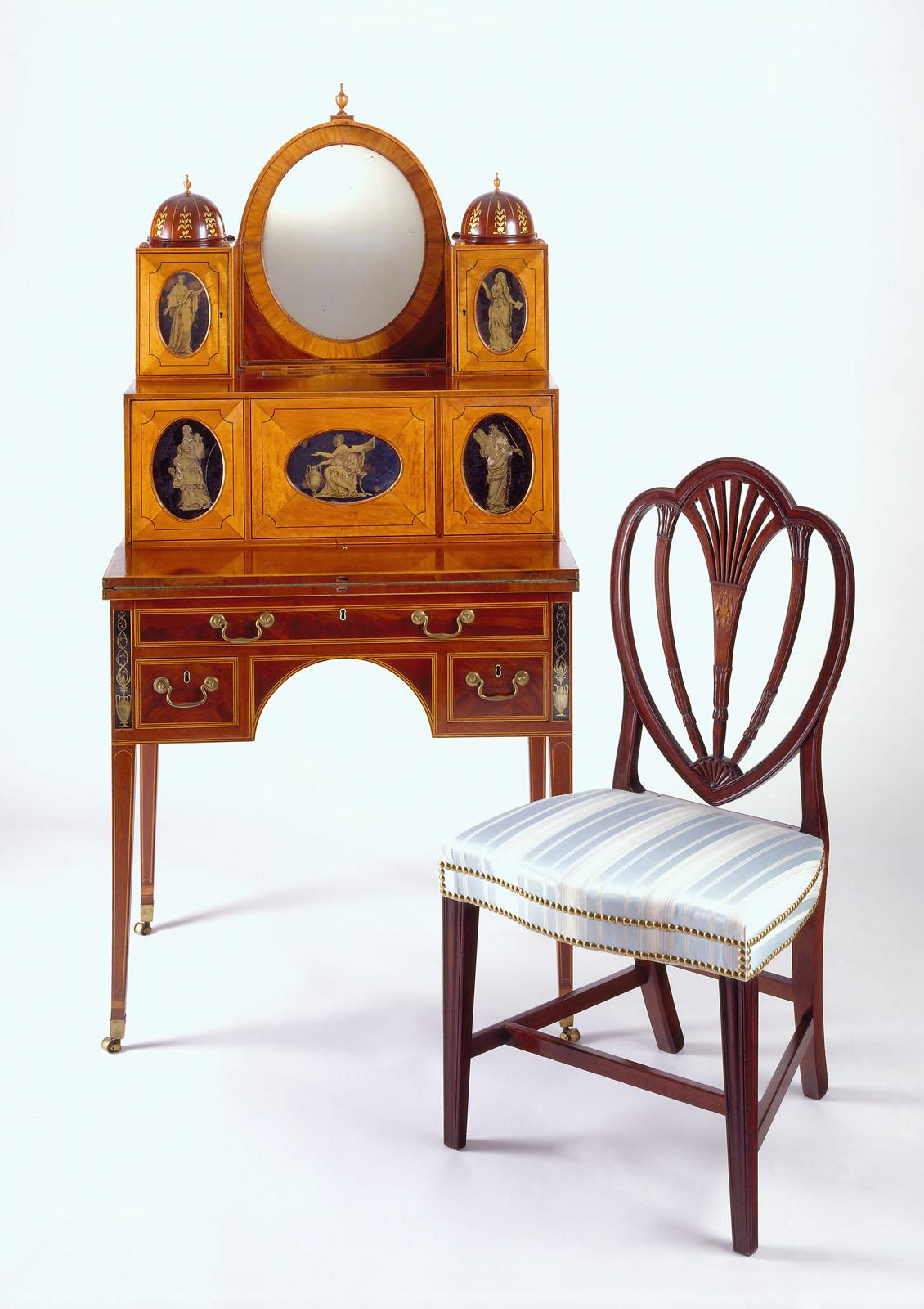 1957.0068 Cabinet or desk with 1957.0771.001 Chair