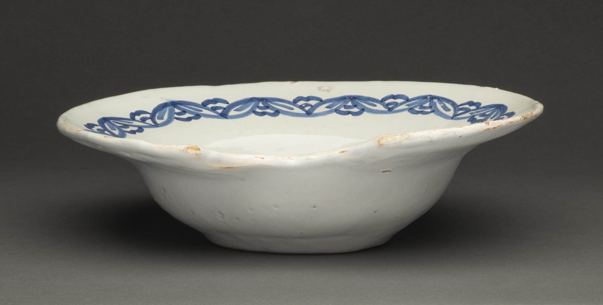 1970.1417 Apothecary bowl, view 5