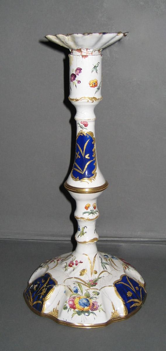 1970.1422.001 A, B Candlestick