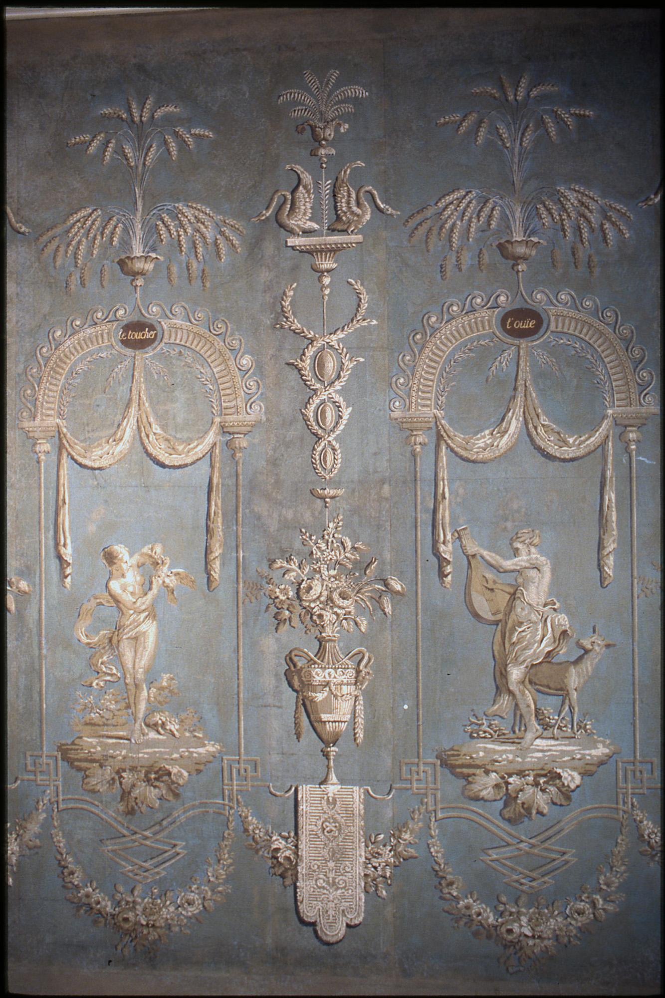 1970.1431.002 Wall covering, wallpaper depicting touch and hearing